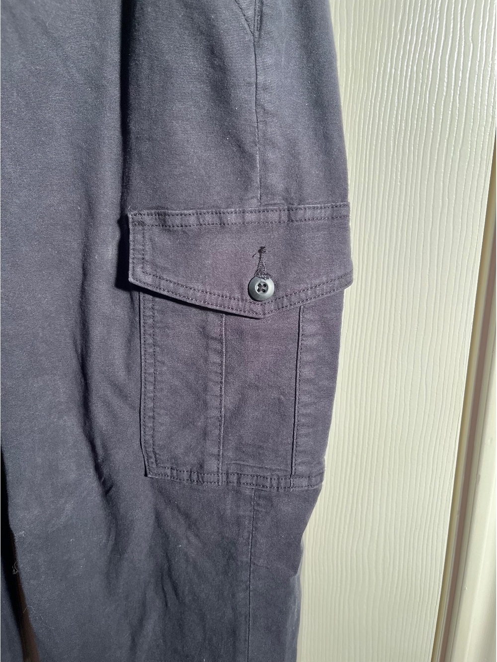 American eagle cargo pants black size 2 long women’s